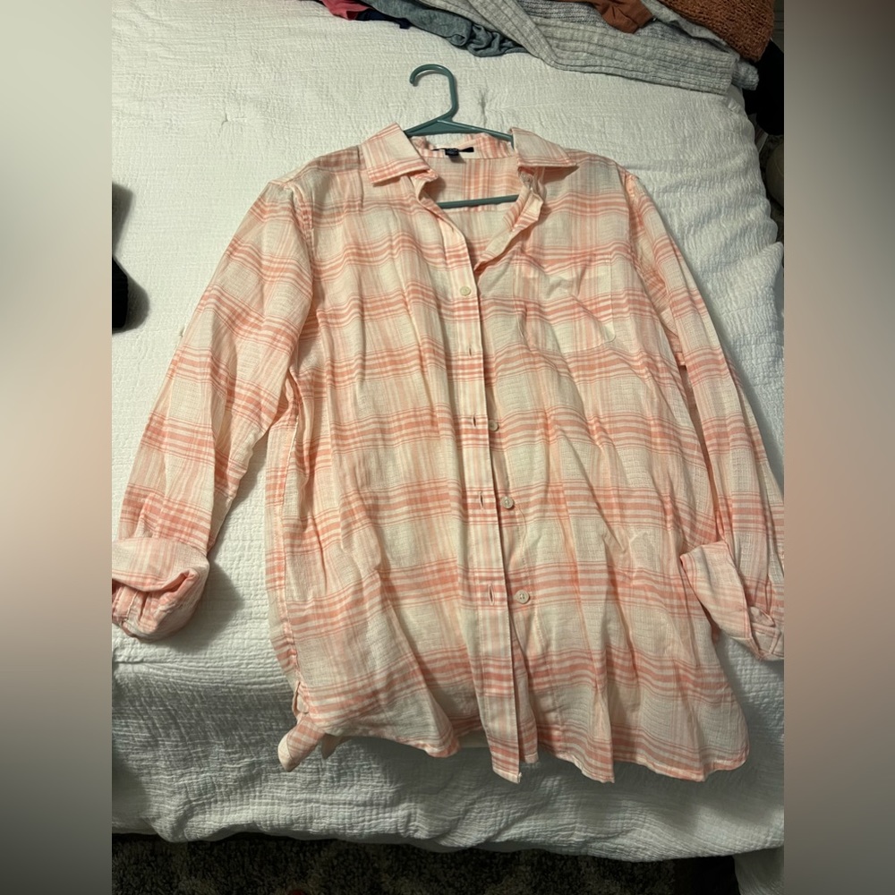 Chaps plaid button up size large. NWOT